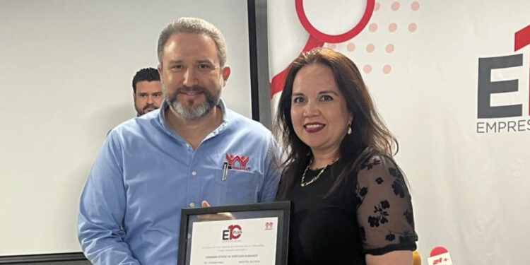 Infonavit otorga distintivo  “Empresa de 10 Plus”
