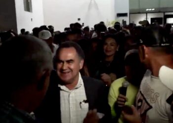 Se aplaza 14 horas la audiencia del rector de la UAS y miembros del Comité de Adquisiciones
