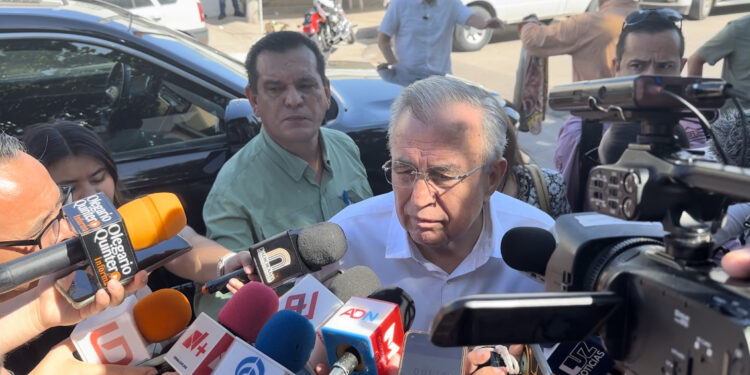 “Nos vamos a seguir muriendo o del corazón, o de influenza o de Covid”: Rocha