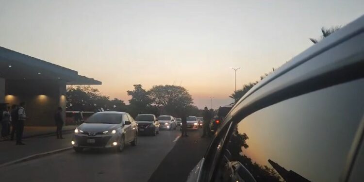 Con más de 500 videos de pornografía infantil detienen a empleado de tienda departamental en La Primavera