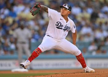 El pitcher mexicano Julio Urias fue liberado este lunes tras pagar una fianza de 50 mil dólares