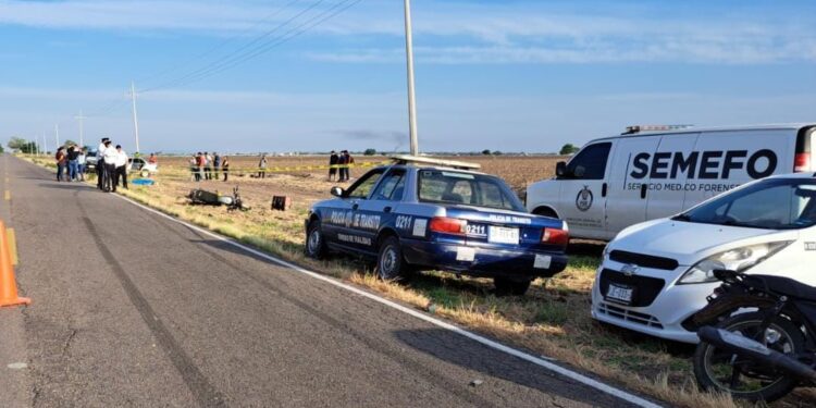 Muere repartidor de comida en “El Tamarindo” durante la madrugada al ser atropellado por alcance