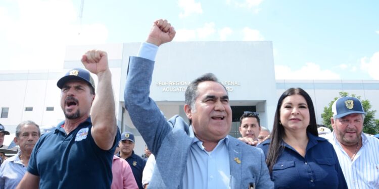 “El juez da vergüenza y demuestra el tipo de justicia que hay en Sinaloa”, señala el Rector tras ser diferida la audiencia para el 10 de noviembre