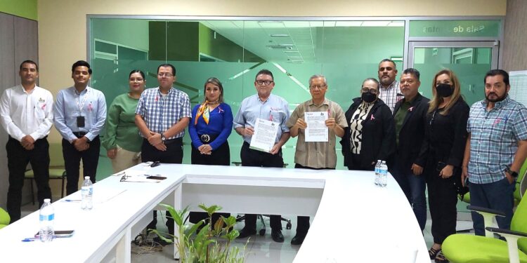 CEAIP firma convenio de colaboración en transparencia con la UPES