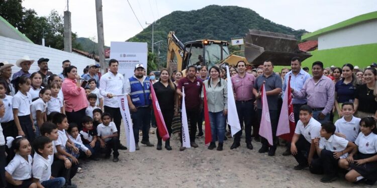 ¡Más obras para Badiraguato! Autoridades municipales dan banderazo de inicio en sindicatura de Otatillos