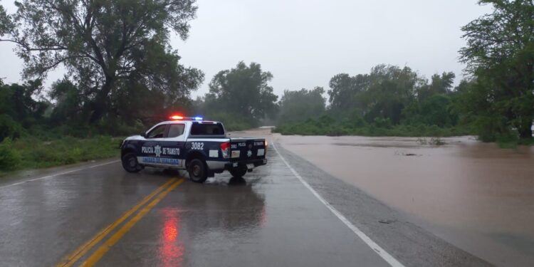 Ayuntamiento de Culiacán despliega operativo en zonas de riesgo ante efectos de “Norma”