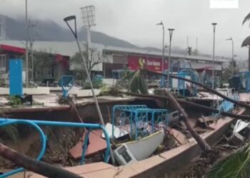 Acapulco devastado y aislado del mundo tras el paso del huracán “Otis”