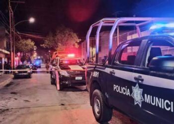 Muere un policía municipal y un joven armado resulta herido en Eldorado