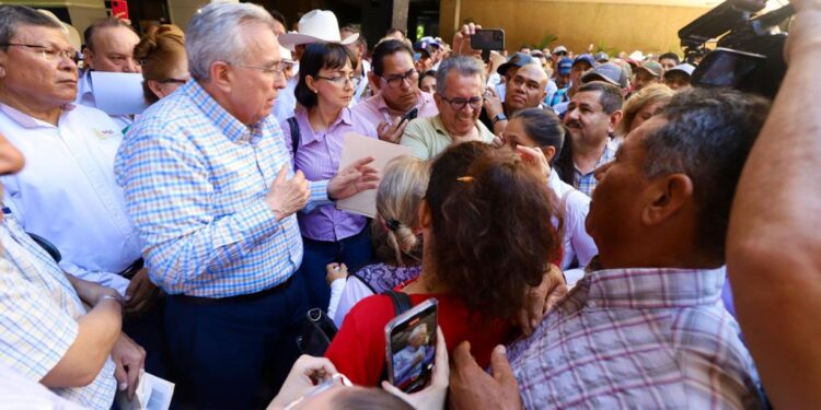 Yo cumplo mi palabra: Rocha Moya en segunda reunión con los productores agrícolas