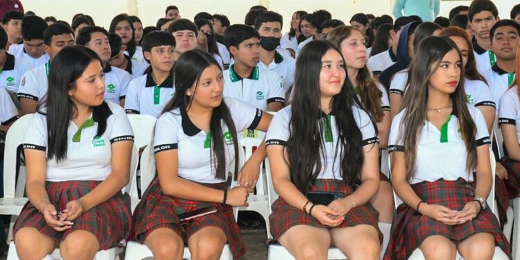 Sinaloa reduce abandono escolar en nivel Medio Superior: GDN