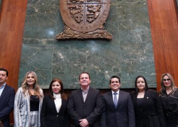 Se conforma Grupo Plural, que será representado por el diputado Adolfo Beltrán Corrales