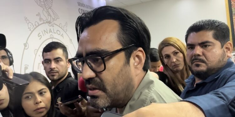 Alcalde Juan de Dios Gámez, niega conocer a la mujer que lo denunció por violencia sexual y de género