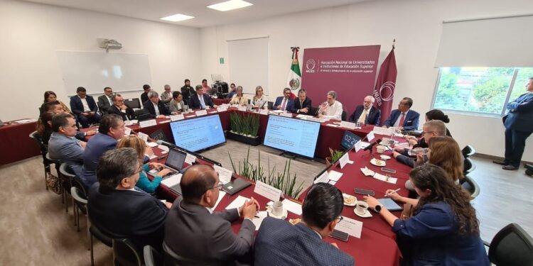 La ANUIES manifiesta un extrañamiento a las autoridades estatales tras la violación de la autonomía de la UAS, tras la separación del cargo del Rector