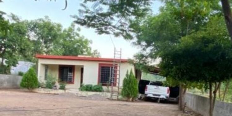 Chatean casa en El Zapote de Los Moya y aseguran armas y una camioneta blindada nivel 7