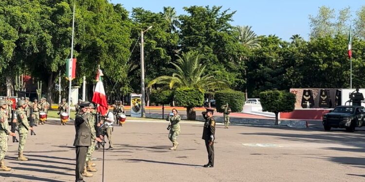Porfirio Fuentes Vélez rinde protesta como nuevo comandante de la Novena Zona Militar