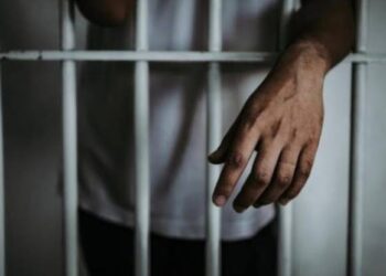 Logra FGE 22 años de cárcel a sujeto por homicidio de un vecino de Los Mochis