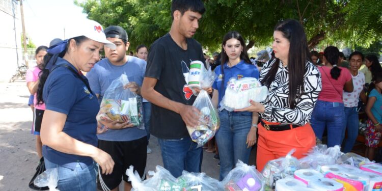 Vuelve a entregar la Nueva Universidad donaciones del Centro de Acopio, ahora a damnificados de la comunidad de Villa Juárez