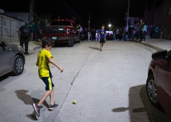 Se destinan 36 millones de pesos para pavimentar 8 calles en la colonia 22 de Diciembre
