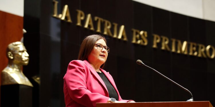 ¡Imelda Castro quiere seguir en el Senado!
