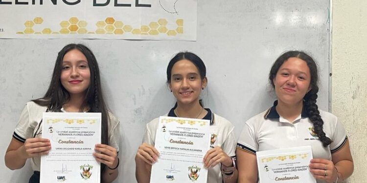Estudiante de la Preparatoria Hermanos Flores Magón resulta victoriosa en el Segundo Concurso Estatal de Spelling Bee