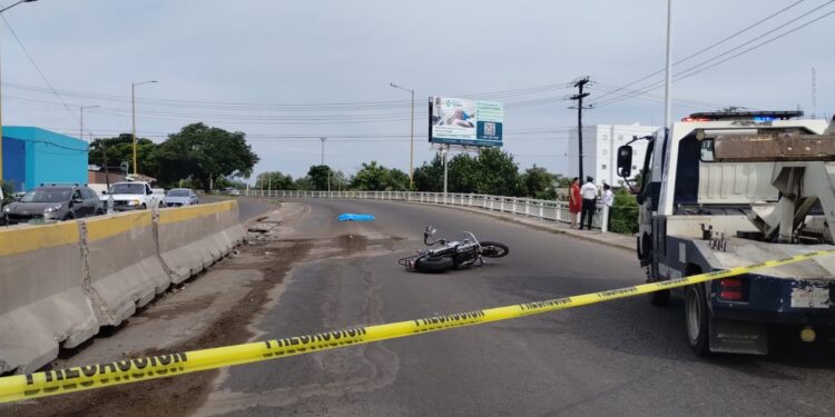 Mueren dos motociclistas en dos accidentes ocurridos de manera simultánea en Culiacán