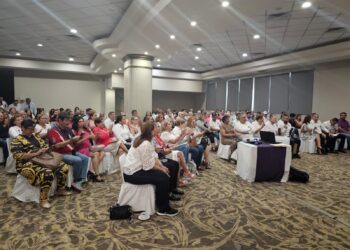 Conforman “Fuerza Rosa” en Sinaloa para apoyar a Xóchitl Gálvez