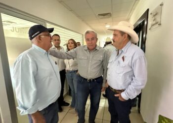 Rocha reafirma su compromiso de trabajar con la Unión Ganadera para fortalecer al sector y recuperar el estatus sanitario