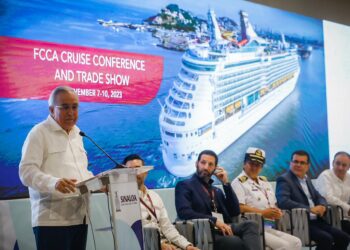 Pueden venir con mucha confianza a Sinaloa, dijo Rocha a cruceristas de la FCCA