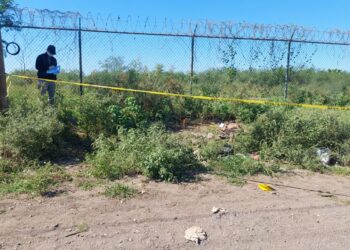 Hallan a un asesinado a balazos a un costado de Fuentes del Valle