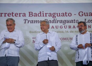 Incrementar la conectividad de Sinaloa con Chihuahua, objetivo fundamental de la carretera Badiraguato – Parral: López Obrador en inauguración conjunta con Rocha Moya