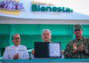 Presidente López Obrador inaugura desde Culiacán, todas las sucursales del país, del Banco del Bienestar; lo acompaña el gobernador Rocha Moya