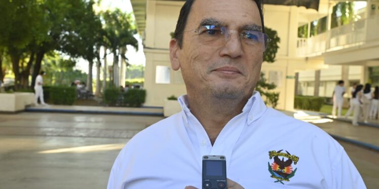 Con el servicio social, la UAS y sus futuros médicos retribuyen a la sociedad y muestran ética y responsabilidad