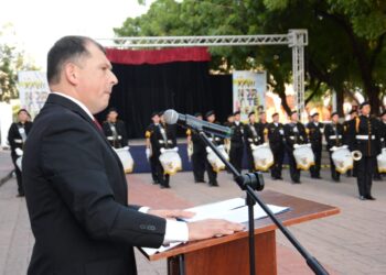 Honrando los ideales revolucionarios, la UAS se encuentra en rebeldía ante la injusticia, los abusos y la persecución en su contra, advierte Robespierre Lizárraga