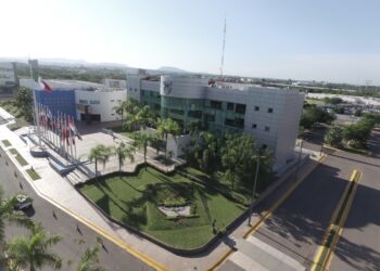 Gobernador no regalará nada a la UAS, pues de los mil 300 millones de recursos extraordinarios el Ejecutivo Estatal recuperará el 100 por ciento 