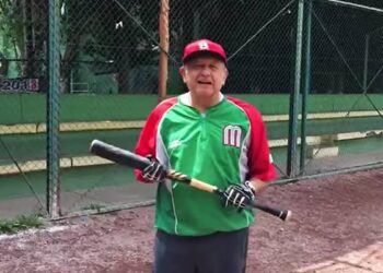 “Yo estoy  bateando arriba de 300, pero mi relevo generacional batea 400″: Obrador