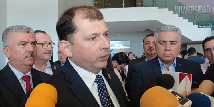 Mañana universitarios de la UAS marcharán en las calles de todo Sinaloa; reitera Robespierre Lizárraga