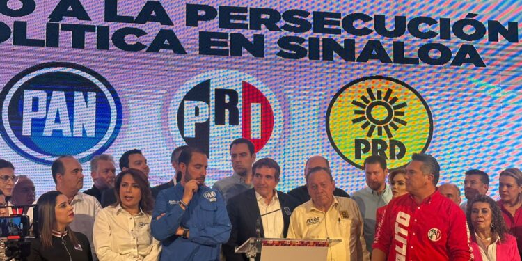 “El problema es que vienen y apoyan la corrupción, no a la universidad”: Rocha sobre unión de Cuén y el  PAS a Fuerza y Corazón por México