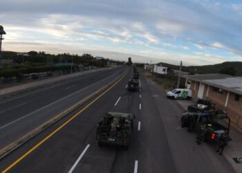 Arriban 800 efectivos del Ejército Mexicano para reforzar la seguridad en Culiacán