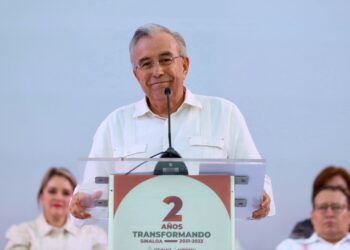 Rocha reitera su apoyo de siempre y sin regateo a la UAS, como orgulloso rosalino que es de toda la vida