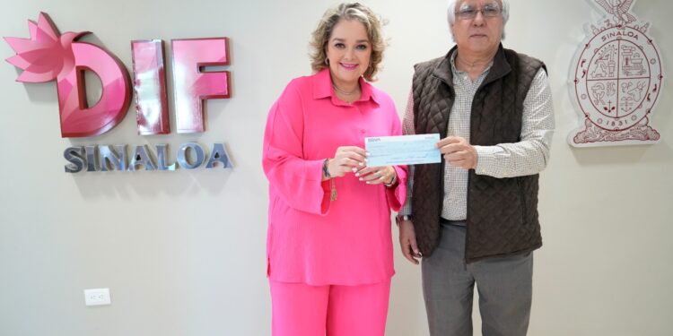 Entrega Congreso al DIF Sinaloa aportación para personas damnificadas de Norma y de Otis