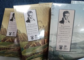 La UAS presenta el libro “Reportes de la Sierra Madre; la historia detrás del manual de salud, donde no hay doctor”, de David Warner