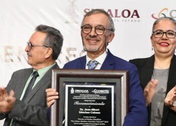 Entregan el Premio al Mérito Científico 2023 al Dr. Joan Albert Sánchez Cabeza, quien alertó contra efectos del cambio climático
