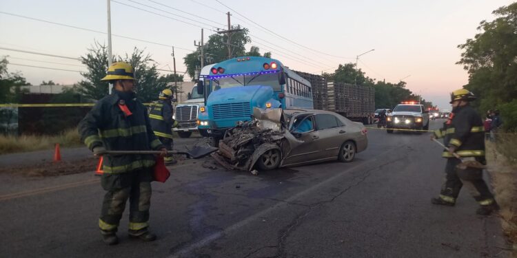 Fallece joven de Costa Rica al chocar contra un camión de jornaleros agrícolas