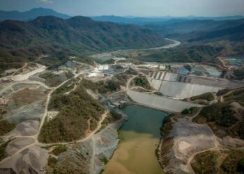 Inauguran López Obrador y el gobernador Rocha la presa Santa María, en Rosario