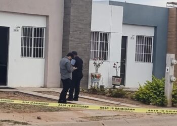 Asesinan a balazos a un hombre frente a una casa de la privada Vistas del Lago