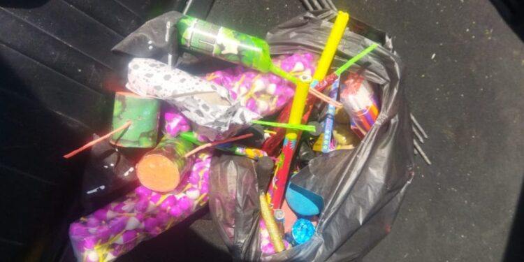 En Noche Buena y Navidad, 10 kilogramos de pirotecnia fueron retirados del mercado por Protección Civil Municipal