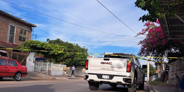 Grupo armado levanta a un hombre que comía en una carreta de mariscos en la Rafael Buelna