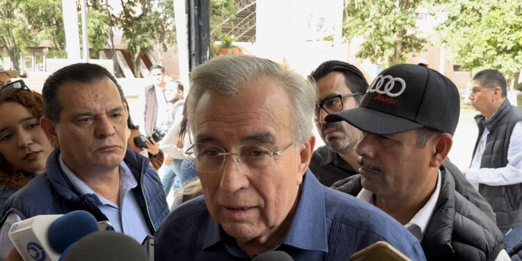 Funcionarios y alcaldes tienen prohibido ir a evento de Claudia Sheinbaum en Ahome: Rocha