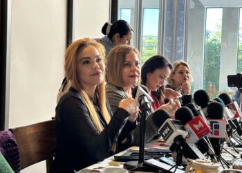 “Que saquen las manos de la elección” pide Paola Gárate a funcionarios morenistas que acompañan a Sheinbaum en la visita a Sinaloa
