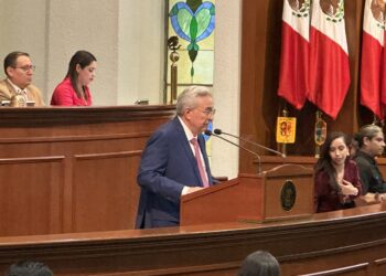 Rocha resalta avances en Sinaloa durante su Informe de Gobierno ante Congreso